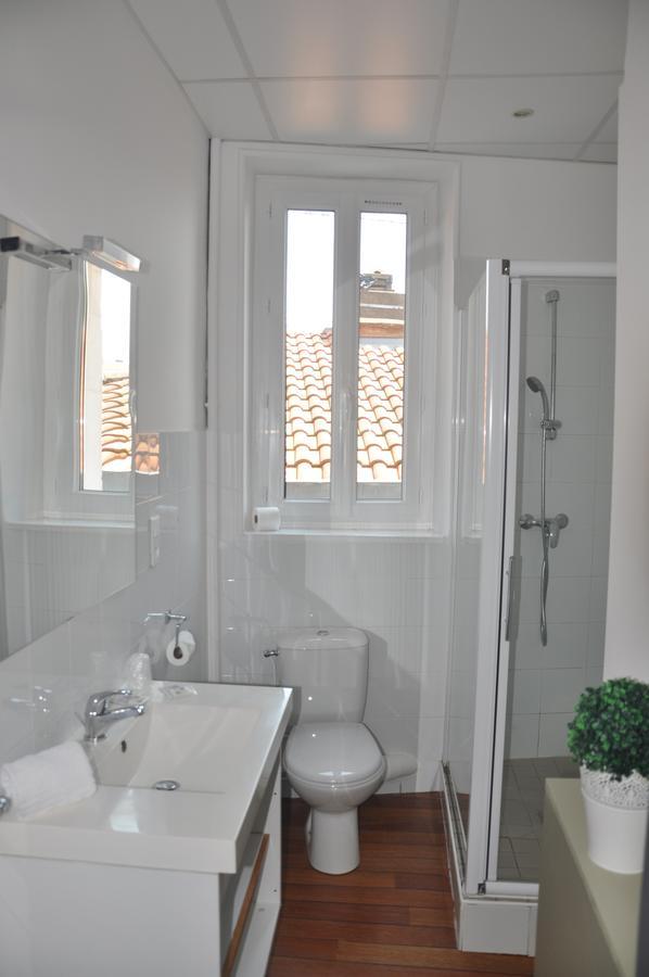 Hotel Cote Basque 2*
